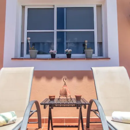 Exotic And Sunny Esmeralda كاليتا ذي فوستي