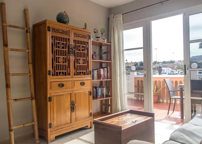 Exotic And Sunny Esmeralda *