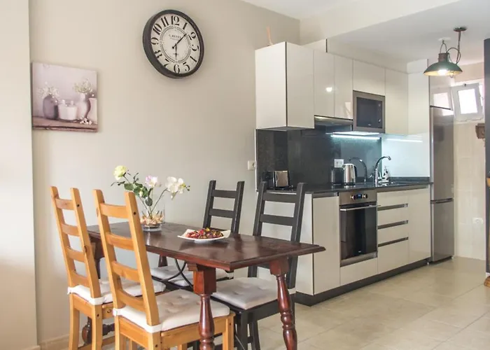 Exotic And Sunny Esmeralda * Caleta De Fuste