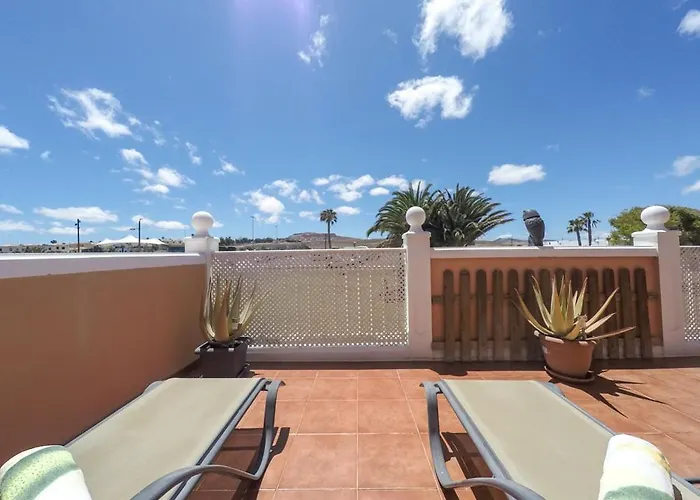 Exotic And Sunny Esmeralda *